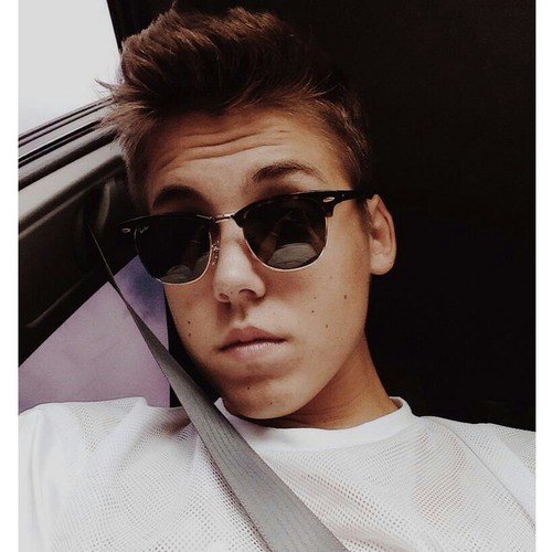 Hey beautiful, can you follow @_obsessedallas please? Thank you ♥