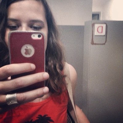 Nymnia's profile picture. Ça c'est l'histoire de la belle jacqueline!