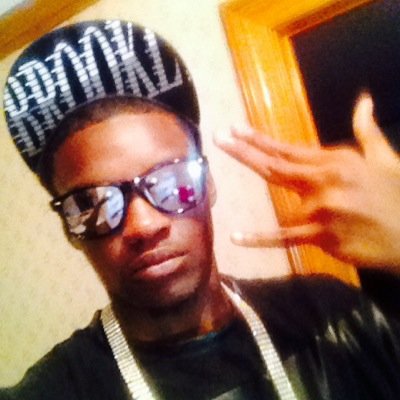 If she dont know how to come at a real nigga then we send her back to where u found her nigga real nigga respect that sin money rollaxk