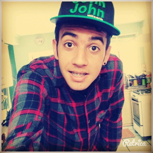 edualves273's profile picture. 