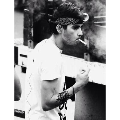 ask for a follow back on @raybanzouis