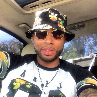 #teamVirgo♍ IG @SwaggCityAce ♠️, I'm funny, random, intelligent, and ignorant all rolled up into one great bundle of me.
Watch  me. #followtheleader
