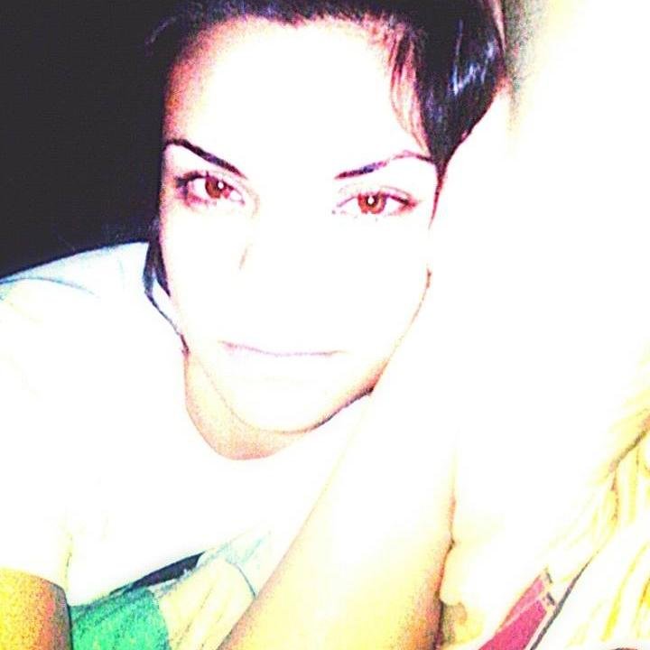 mafertom263's profile picture. Estudiante, madre y combatiente del sueño. antichavista, antisocialista y anticorrupcion venga de donde venga. Tengo la musa de escritora por ratos, no se crean