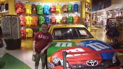 Jonas_trent12's profile picture. Singer/Songwriter Josh Groban & Nickelback & Chevelle & Michael Jackson & Buckcherry Follow me Music Nerd