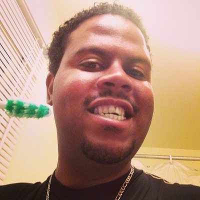 derekenewman94's profile picture. 