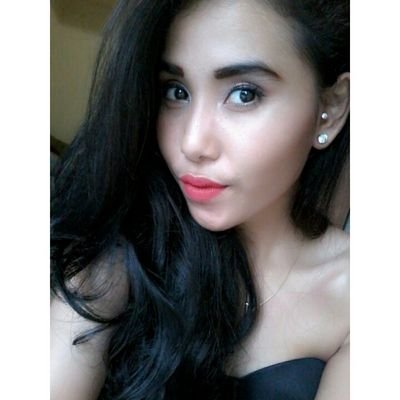 cantik seperti yang DIA katakan ♥