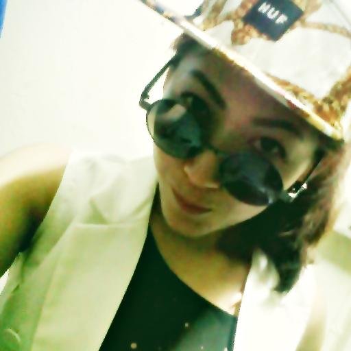 เสื้อผ้าสวยๆ ดูดี มีสไตล์ ราคาเบาๆ Line :chewycakeiio @สำเพ็ง2 จ้า