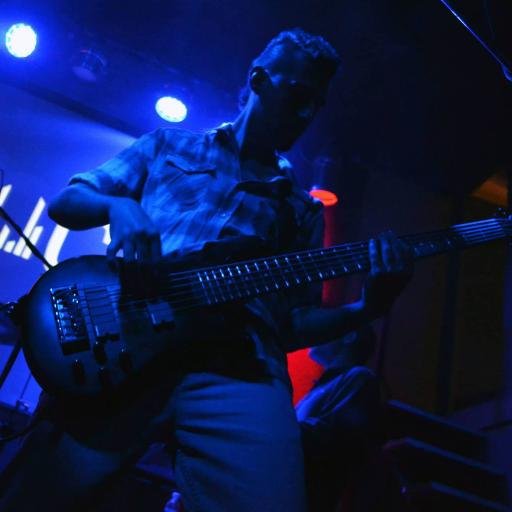 charlieghi's profile picture. Músico y luthier.
Rosarino