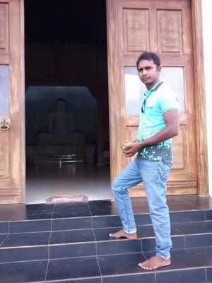 4afcc4eb21984e9's profile picture. 