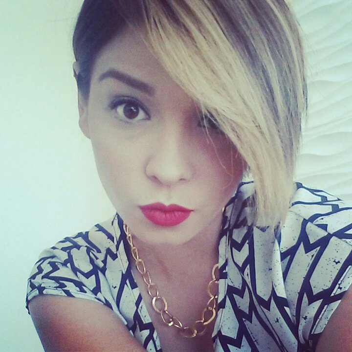 crystelfc's profile picture. Hate me? Go and sit with the others. To wait me to care :)