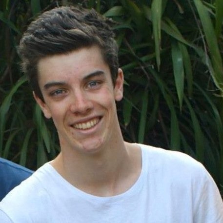 samlodge93's profile picture. 