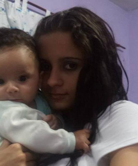 Meu nome e natália tenho 21 anos sou apaixonada pelo meu filho joão miguel de 5 meses