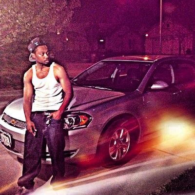 graphic designer, video production along with some Earl'z Ent. promotional events for DJ Bookings or graphic design pricing and info call 510-684-5392