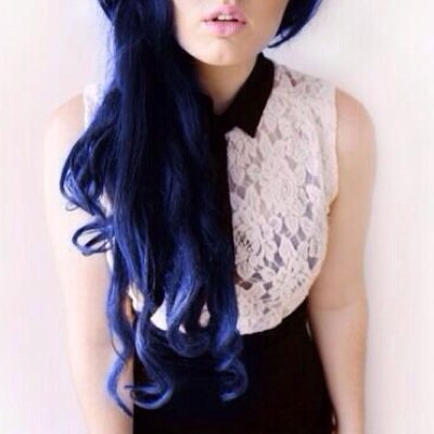 ThtOneGirI's profile picture. um can you not. I write for a fruit. a depressed fruit.