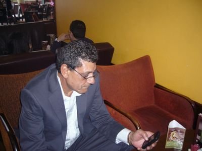 مصري وابن بلد وعاشق للحريه وياألله أعلم أنك لا تنسي أحد فلا تنساني
