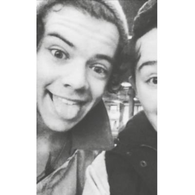 hii, i gave you this free follow now can you follow @styleswithfans please? its a new account about harry 
ps: stay beautiful x