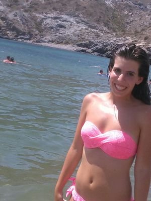 kriis93_bg's profile picture. Estudiante de Educación Infantil. Albacete - Islas Menores