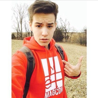Follow @lexi_loves_o2l she gave you this follow get her to 1k please~~~ If you follow @lexi_loves_o2l ask for a dm to reed demming or 9/12 and 3/6