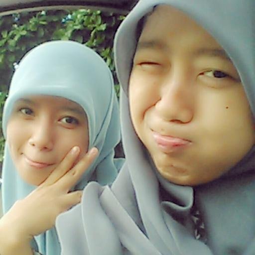 Pengen banget disayang sama seseorang yang menyayangi aku tulus dari hatinya (ɔ ˘⌣˘)♥(˘⌣˘ c)