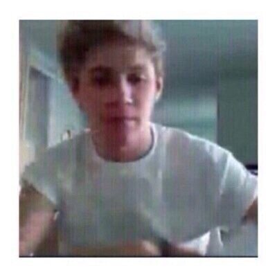 FOLLOW @narryforce @narryforce PLEASE BC SHE GAVE YOU A FREE FOLLOW THANK U