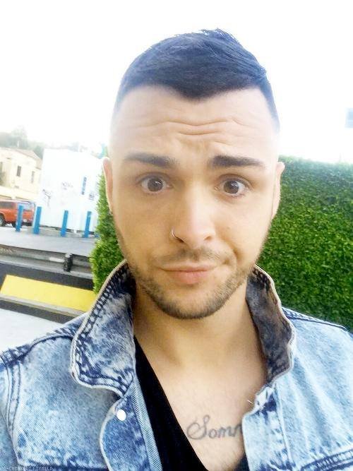 I'm gay. Problem ?