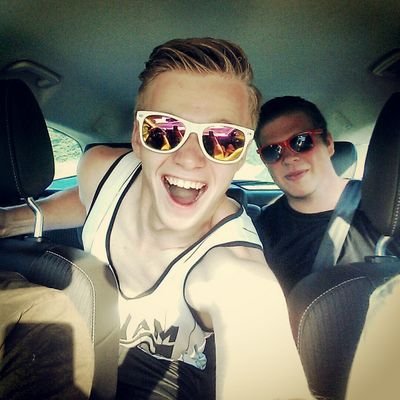 joelbarels's profile picture. -19 Y/O
- BMX Racer #863
- instagram joelbarels
- living in 050