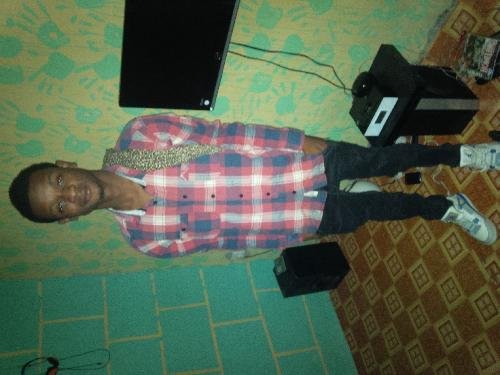 jaybeezyloop's profile picture. https://t.co/nm3ovHSj0X…