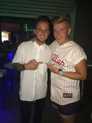 19 Malia worker 2014!!! -.... SNAPCHAT/INSTAGRAM: Pierceee_foster