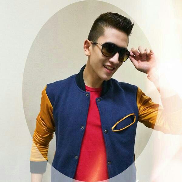 Official VerrellAddict pontianak,Always support @bramastaverrell||followed kak @bramastaverrell 14 Agustus 2014