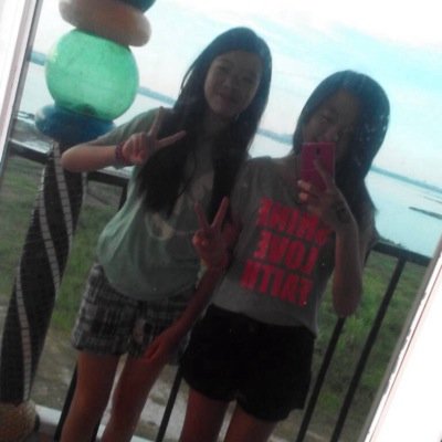 1.Follow me on Instagram:Alyssa.Tarion 2.Just a girl that loves Taylor Swift.Madison Beer & Tiffany Alvord