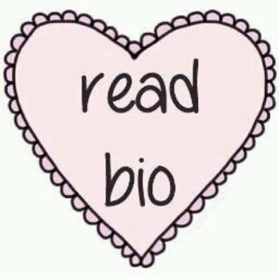 Hi! Will you please follow @_nooralmosawi for me? I owe her this and she deserves to have more followers, and you just got a free follow after all:D x