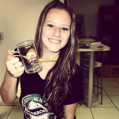 Amizades são coisas frágeis, e requerem muito mais cuidado que todas as outras coisas frágeis que existem.