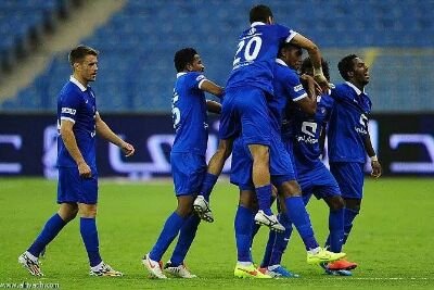 اذا كنت هلاليا فاعلم بانك علی اتصال بالبطولات ..