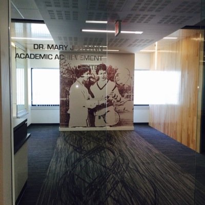 Dr. Mary Jo Wynn Academic Achievement Center. Go Bears!
IG: DMJWAAC