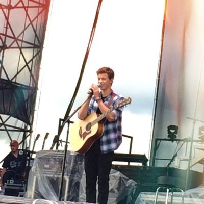 shawnsbaes's profile picture. || 2 toronto girls that just really love THE BOYS and well boys in general.. || 0/12 • 5SOS • 1D • youtubers ||