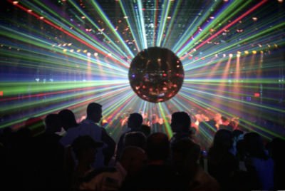 dj's e iluminacion para bodas,comuniones,bautizos,y cualquier tipo de evento.telf 689724133