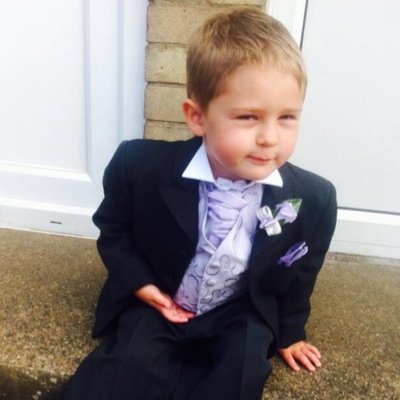 im a fun loving mother to a gawjus little boy! i live life to the fullest and take each day as it comes!