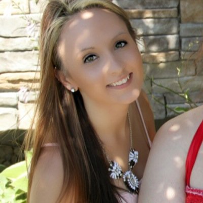 HeidiiiMariie22's profile picture. 