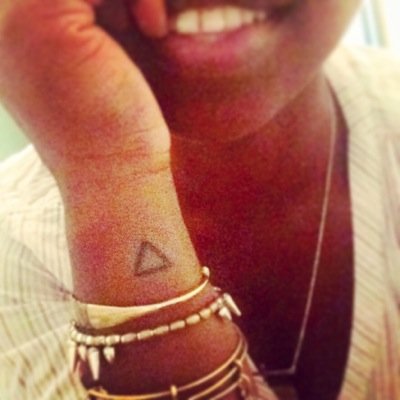American-born Nigerian. Boston [University '15]. Delta Gamma. Libra. Dancer. Believer. Survivor. Dreamer. Wanderlust-er.