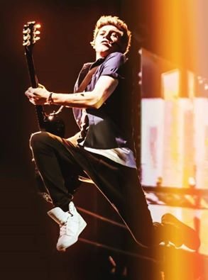 Hello I'm Greek Directioner❤One Direction=My life.And remember,Greek Directioners NEVER GIVE UP..#ProudDirectioner❤