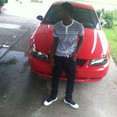 Aye imma young 1/6 LivingLegendz we on the come up #WTT ......dont study me cause you wouldnt understand