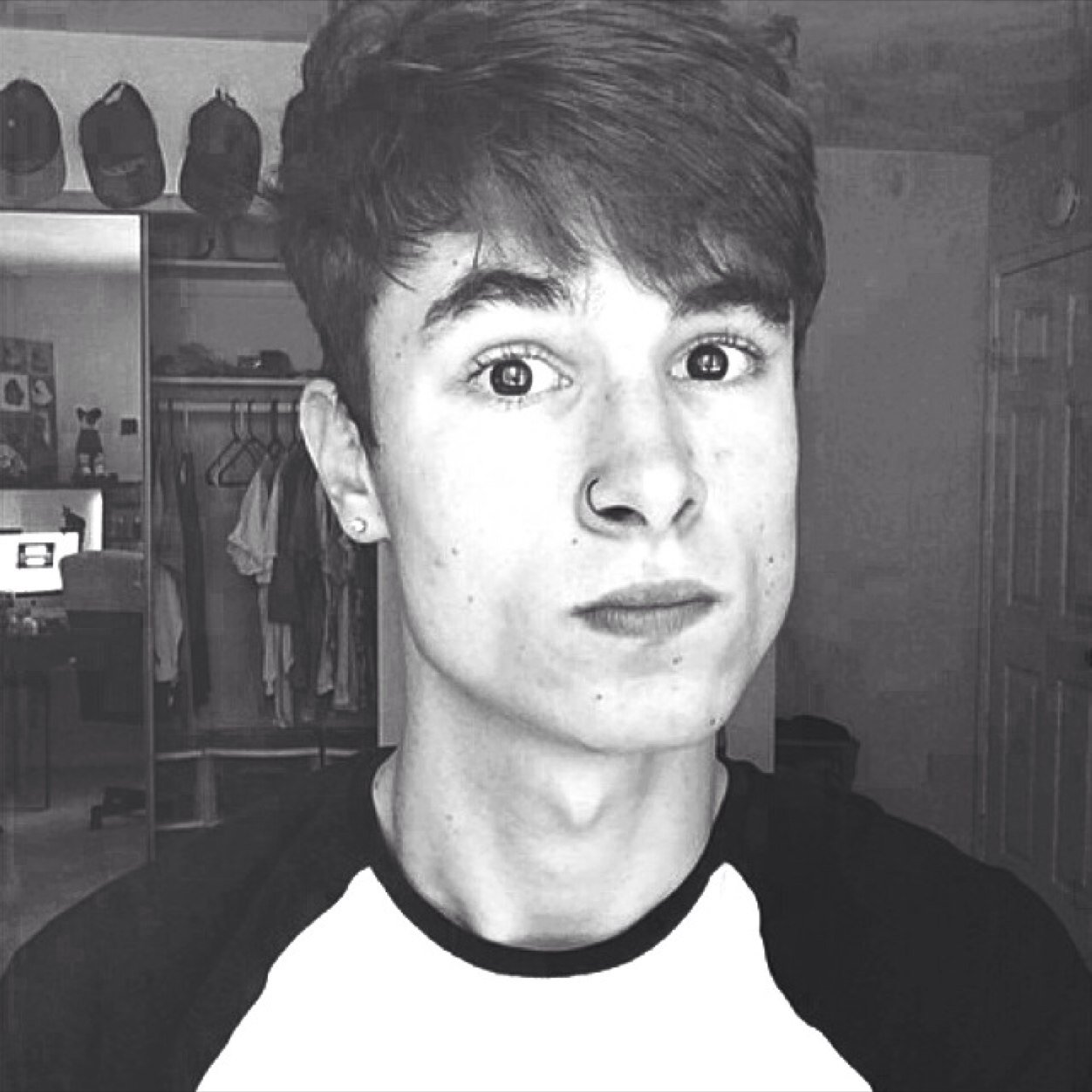 O2lpancake's profile picture. Just a girl obsessed with youtubers :) http://t.co/I2D5smeYEI