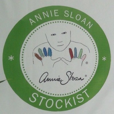 Locations in Robertsdale, AL and Pensacola, FL offering unique gifts, Chalk Paint®, local art, antiques and vintage home decor.