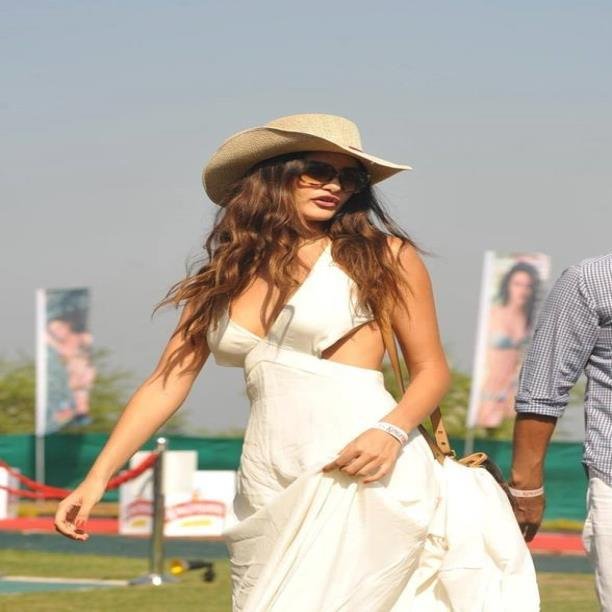 AVyh1f4's profile picture. 