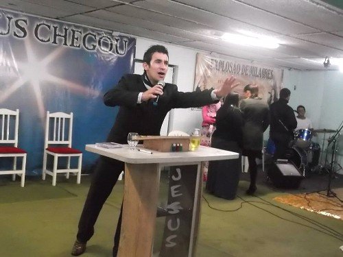 Em tudo, dai graça, porque esta é a vontade de Deus em Cristo Jesus para convosco.