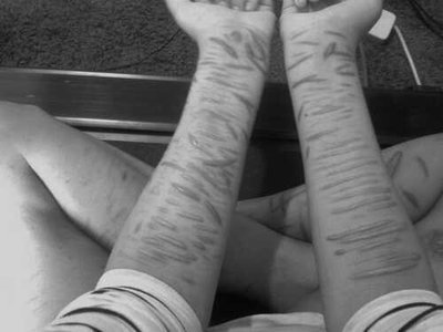 suicida♡