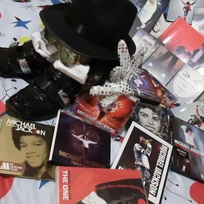 LOQUISKATER's profile picture. Ex cantante, he compartido escenario con grandes artistas. Varias profesiones. Productor y postproductor de cine. Single.