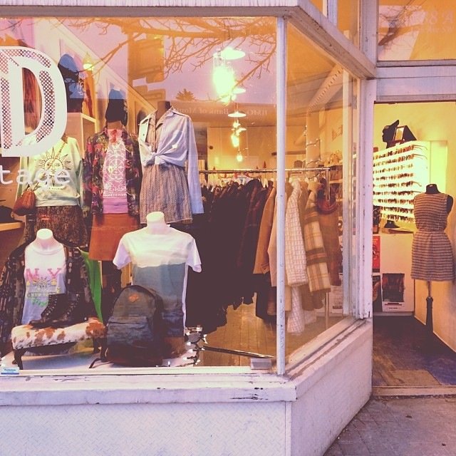 A passion for all things vintage | 738 17th Ave SW | 403-228-5407