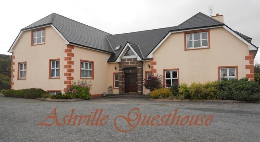 Ashville House is ideally located close to horse-riding, leisure centre and cinema. Contact us today on +353 98 27060
