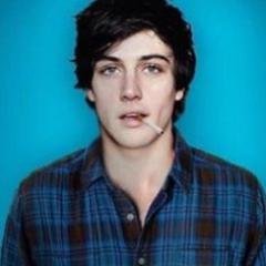 ExuberantFellow's profile picture. We don't care what the people say. |THG•RP|